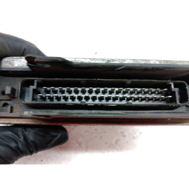 Recambio de centralita motor uce para citroen xantia berlina 1.9 turbodiesel referencia OEM IAM 0281001262 9624519580 