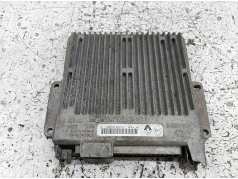 Recambio de centralita motor uce para renault clio i phase iii 1.2 referencia OEM IAM 7700104481  