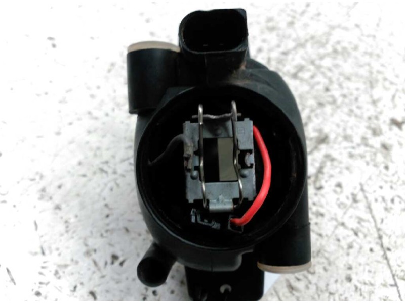 Recambio de faro antiniebla derecho para seat leon (1m1) 1.6 16v referencia OEM IAM   