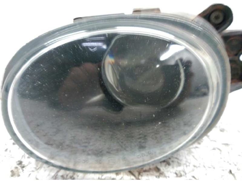 Recambio de faro antiniebla derecho para seat leon (1m1) 1.6 16v referencia OEM IAM   