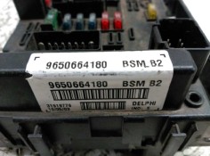 Recambio de caja reles / fusibles para peugeot 307 (s1) xr clim plus referencia OEM IAM 9650664180 BSM 31919776 2