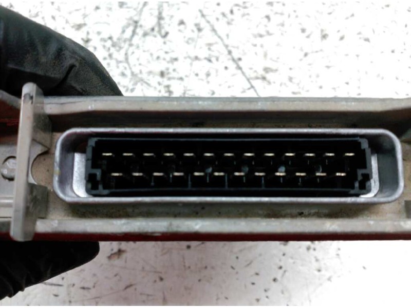 Recambio de centralita motor uce para renault kangoo (f/kc0) alize referencia OEM IAM 7700104956 7700108570 R04080012G