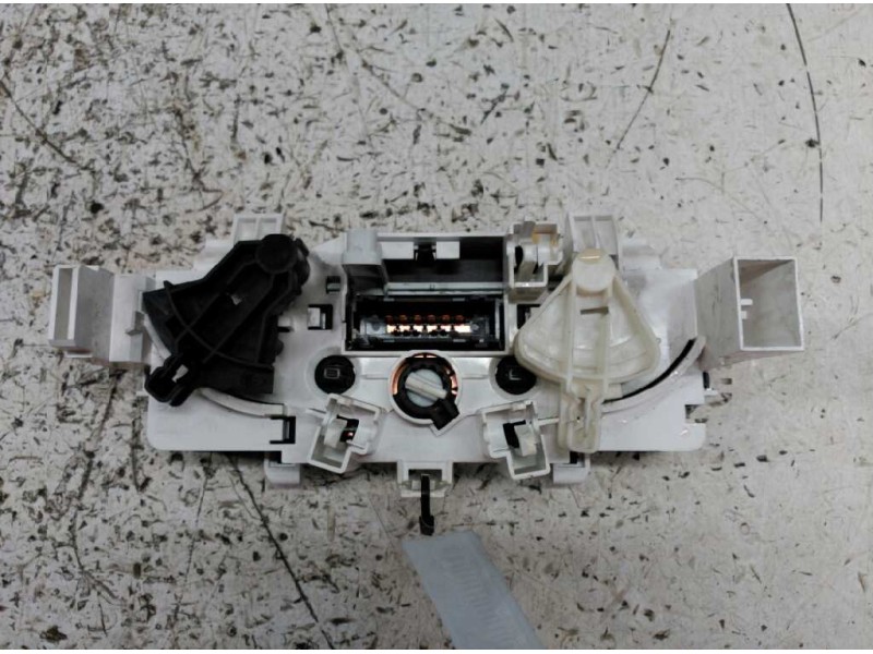 Recambio de mando calefaccion / aire acondicionado para citroen c2 furio referencia OEM IAM F664479W  