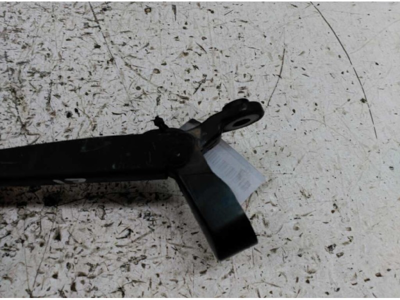 Recambio de brazo limpia delantero izquierdo para citroen c2 furio referencia OEM IAM   