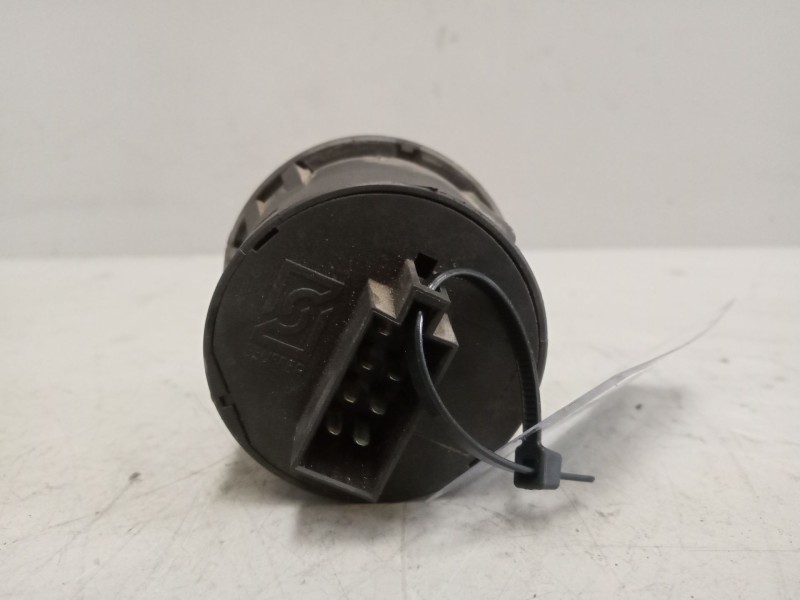 Recambio de mando luces para man tg - a 26.xxx 10.5 diesel referencia OEM IAM 81255250193  