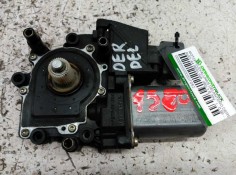 Recambio de motor elevalunas delantero derecho para audi a4 berlina (b5) 1.8 20v referencia OEM IAM    2