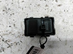 Recambio de mando elevalunas trasero izquierdo para audi 80 avant 2.0 cat (abt) referencia OEM IAM   