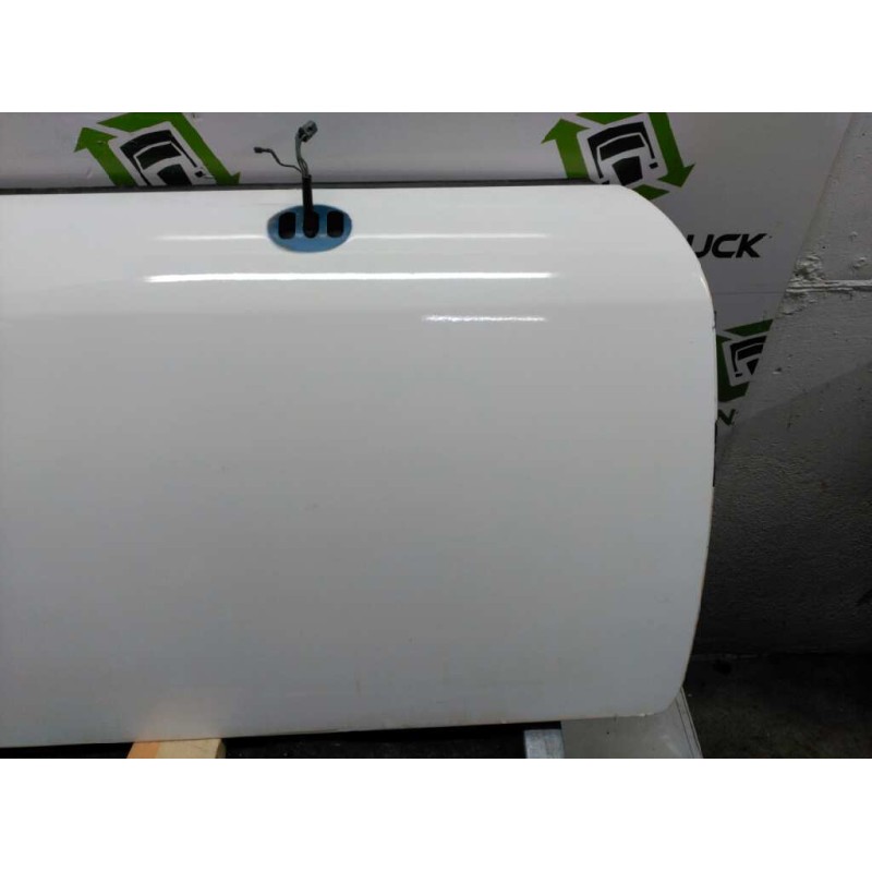 Recambio de puerta delantera derecha para audi tt (8n3/8n9) 1.8 t coupe (132kw) referencia OEM IAM  BLANCA 