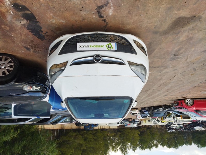 opel astra j (p10) del año 2017