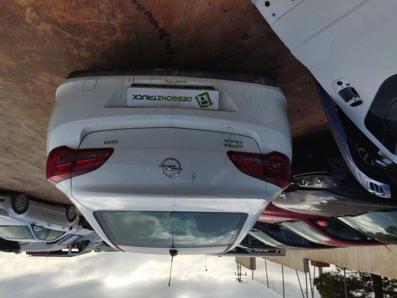 opel astra j (p10) del año 2017