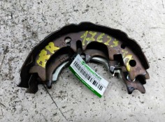 Recambio de zapatas de freno traseras para toyota avensis berlina (t 22) 2.0 d4-d luna (5-ptas.) referencia OEM IAM   