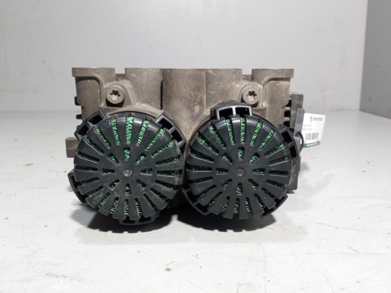 Recambio de valvula aire para renault midlum 4.8 diesel referencia OEM IAM 21122036 K020022 VALVULA EBS