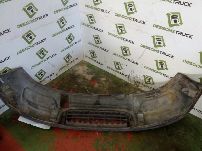 Recambio de paragolpes delantero para iveco trucks daily 50c13 referencia OEM IAM 56712  