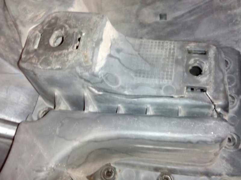 Recambio de paragolpes delantero para iveco trucks daily 50c13 referencia OEM IAM 56712  