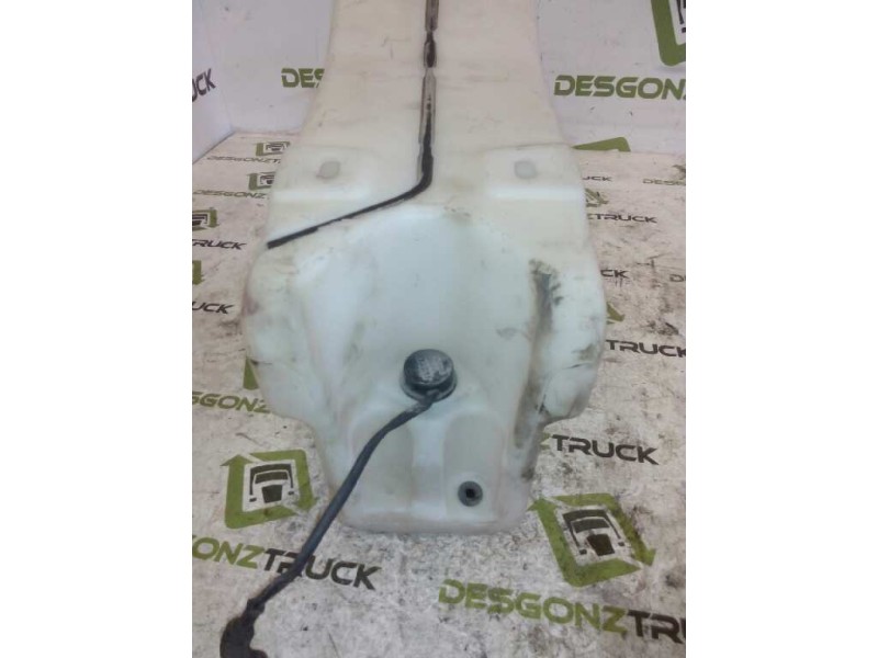 Recambio de deposito limpia para iveco trucks stralis ad 190s31 referencia OEM IAM 504072999  