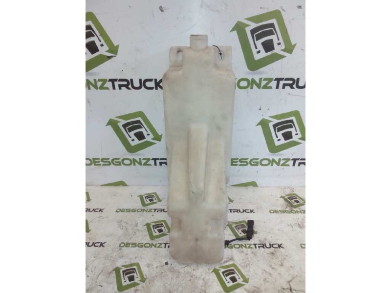 Recambio de deposito limpia para iveco trucks stralis ad 190s31 referencia OEM IAM 504072999  