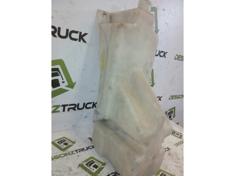 Recambio de deposito limpia para iveco trucks stralis ad 190s31 referencia OEM IAM 504072999  