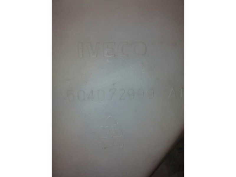 Recambio de deposito limpia para iveco trucks stralis ad 190s31 referencia OEM IAM 504072999  