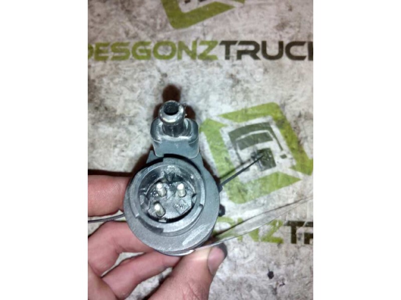 Recambio de bomba limpia para mercedes trucks actros 1843 ak (428cv) referencia OEM IAM A0008694021  