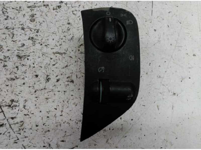 Recambio de mando luces para volkswagen polo (801/803) boulevard coupe referencia OEM IAM 04052111 14 PINS 