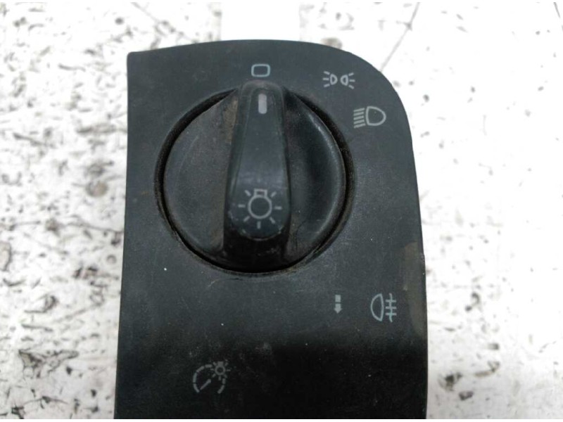 Recambio de mando luces para seat ibiza clx crono sporty look referencia OEM IAM  14 PINS 