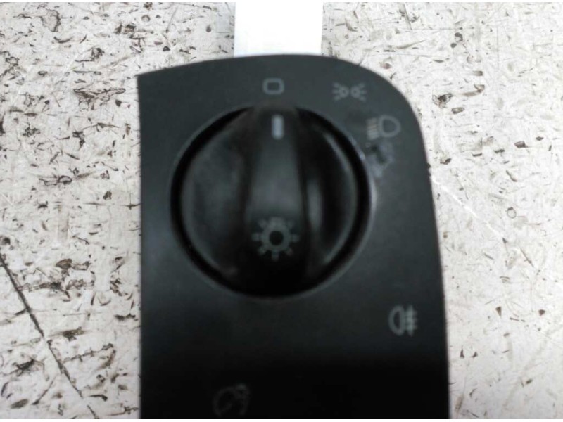 Recambio de mando luces para volkswagen polo (801/803) cl extra coupe referencia OEM IAM  14 PINS 