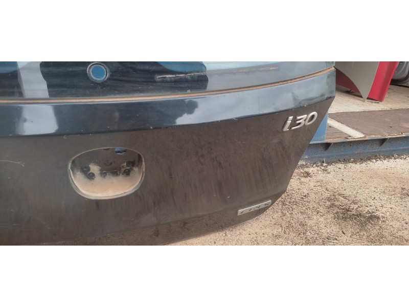 Recambio de porton trasero para hyundai i30 1.6 crdi cat referencia OEM IAM   