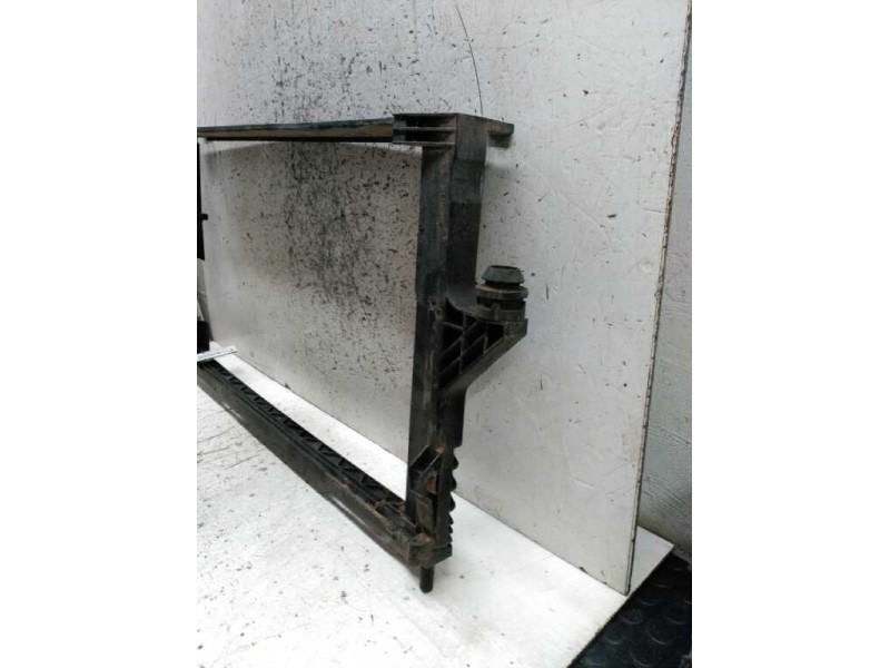 Recambio de envolvente radiador para volvo c30 2.0 kinetic referencia OEM IAM 4N518A419AE  