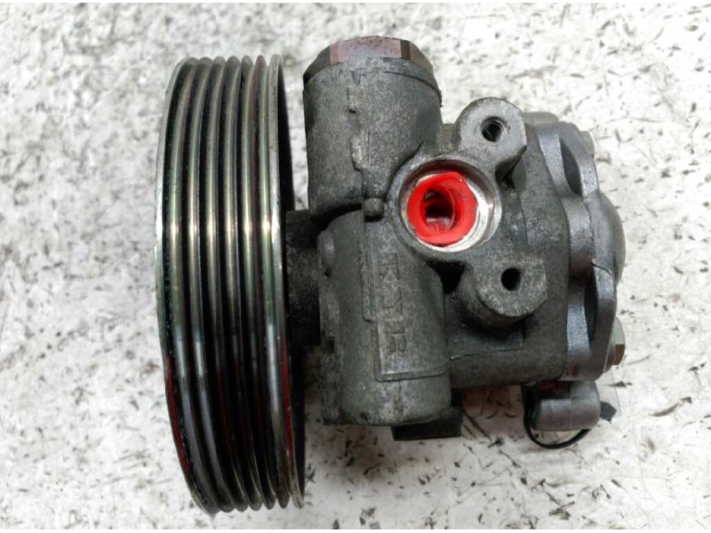 Recambio de bomba servodireccion para citroen c5 berlina exclusive referencia OEM IAM 9637000880  