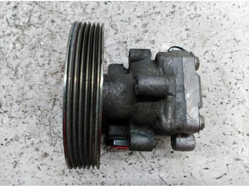 Recambio de bomba servodireccion para citroen c5 berlina exclusive referencia OEM IAM 9637000880  