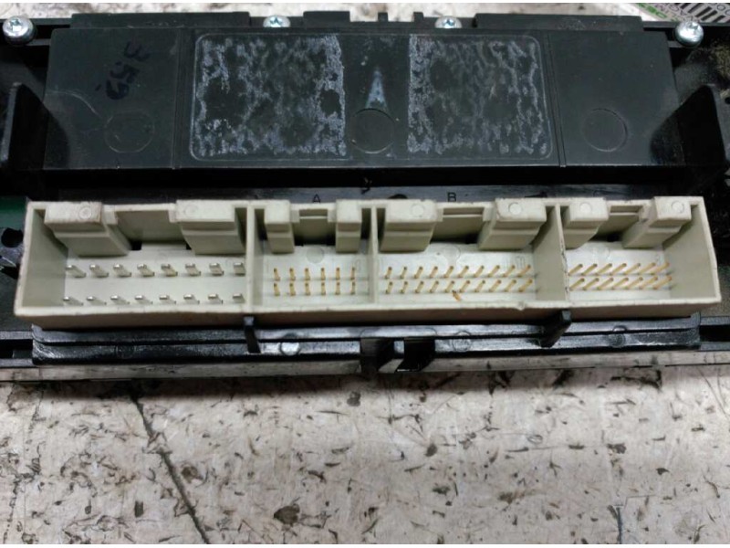 Recambio de mando climatizador para volkswagen golf iv variant (1j5) advance referencia OEM IAM   