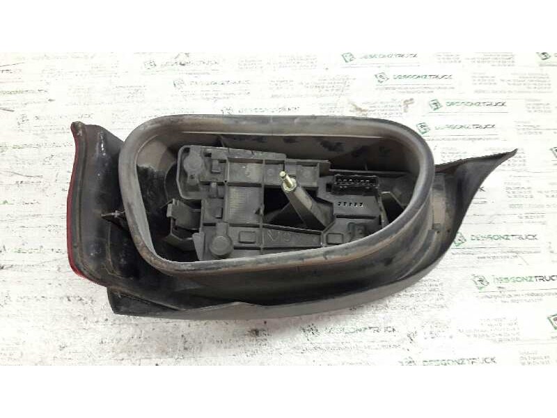 Recambio de piloto trasero izquierdo para citroen saxo 1.6 vts referencia OEM IAM   