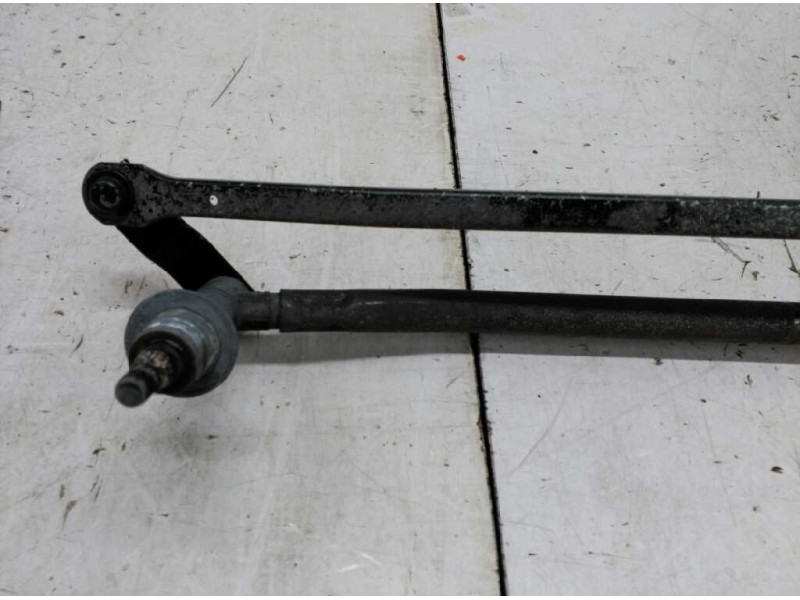 Recambio de motor limpia delantero para iveco daily caja abierta / volquete referencia OEM IAM   