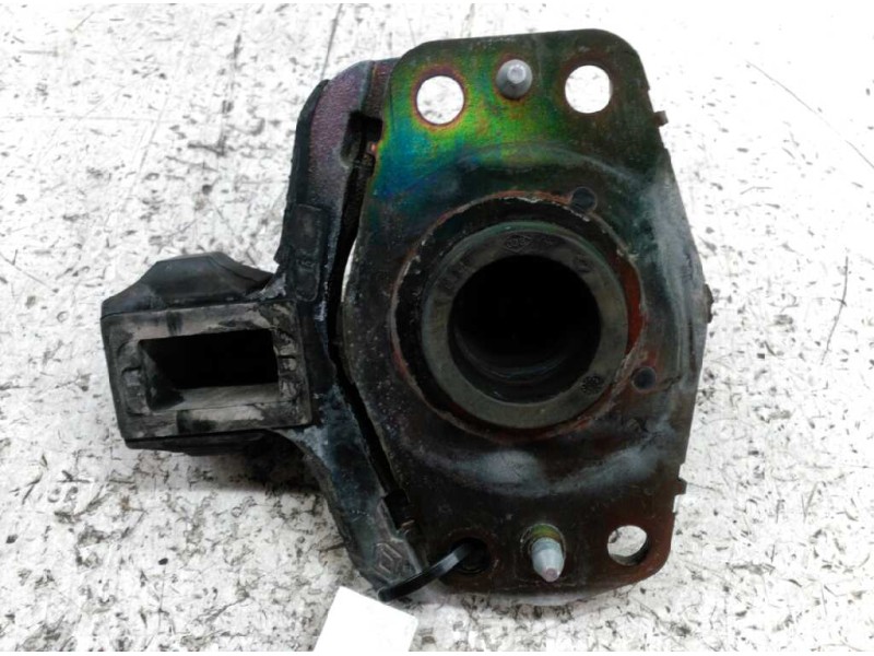 Recambio de soporte motor derecho para renault master desde ´98 referencia OEM IAM   