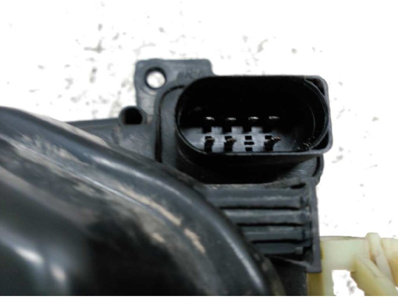 Recambio de faro izquierdo para volkswagen polo berlina (6n2) trendline referencia OEM IAM   