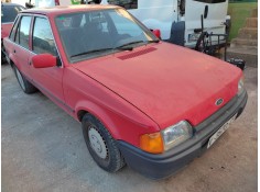 ford escort berlina del año 1988