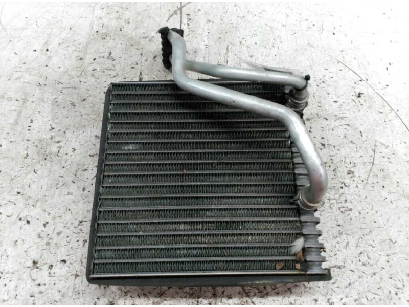 Recambio de evaporador aire acondicionado para volkswagen polo berlina (6n2) trendline referencia OEM IAM 1H1819031A  