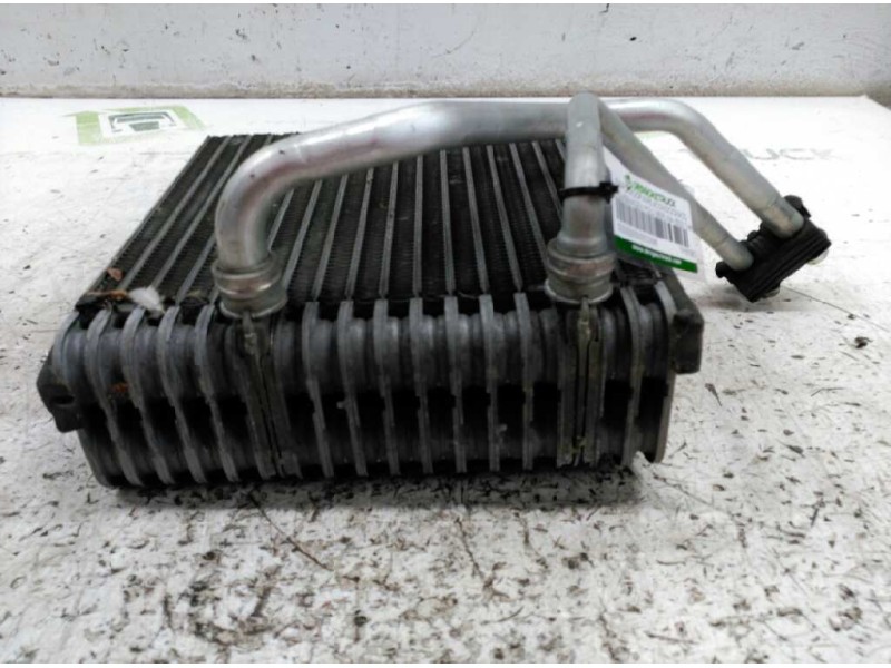 Recambio de evaporador aire acondicionado para volkswagen polo berlina (6n2) trendline referencia OEM IAM 1H1819031A  