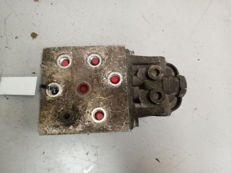 Recambio de valvula aire para renault midlum 4.8 diesel referencia OEM IAM AE4440 SEBO1115 VALVULA CUADRUPLE