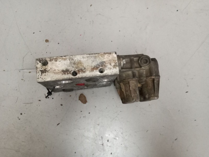 Recambio de valvula aire para renault midlum 4.8 diesel referencia OEM IAM AE4440 SEBO1115 VALVULA CUADRUPLE