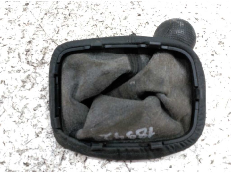 Recambio de pomo palanca cambio para volkswagen polo berlina (6n2) trendline referencia OEM IAM   