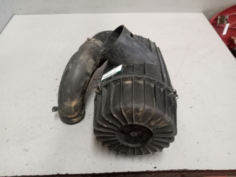 Recambio de filtro aire para iveco andecar iii referencia OEM IAM 504154692  