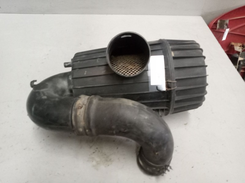 Recambio de filtro aire para iveco andecar iii referencia OEM IAM 504154692  