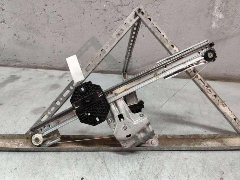 Recambio de elevalunas delantero derecho para dacia sandero ii tce 90 (b8m1, b8ma) referencia OEM IAM  2 PINS 