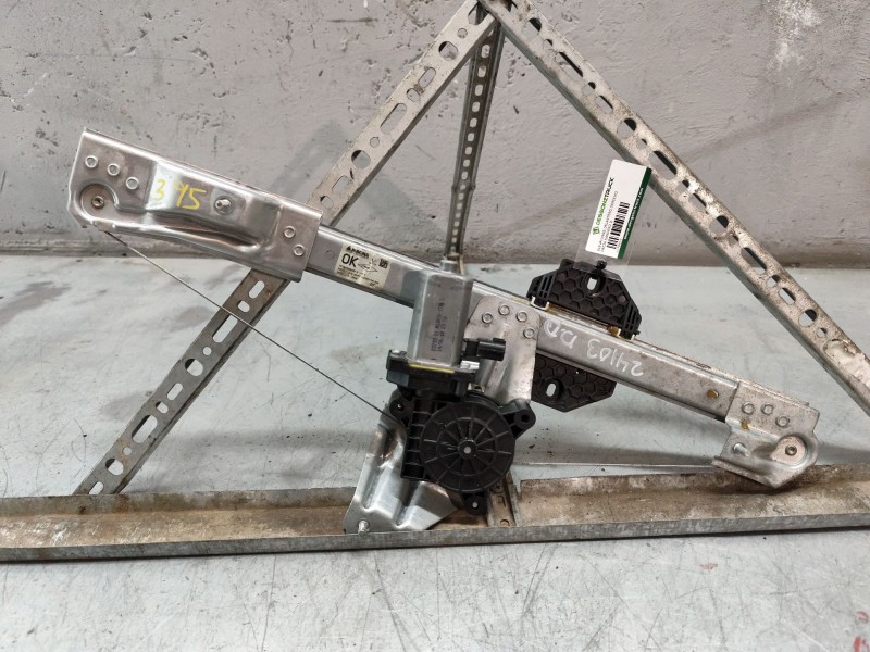 Recambio de elevalunas delantero derecho para dacia sandero ii tce 90 (b8m1, b8ma) referencia OEM IAM  2 PINS 