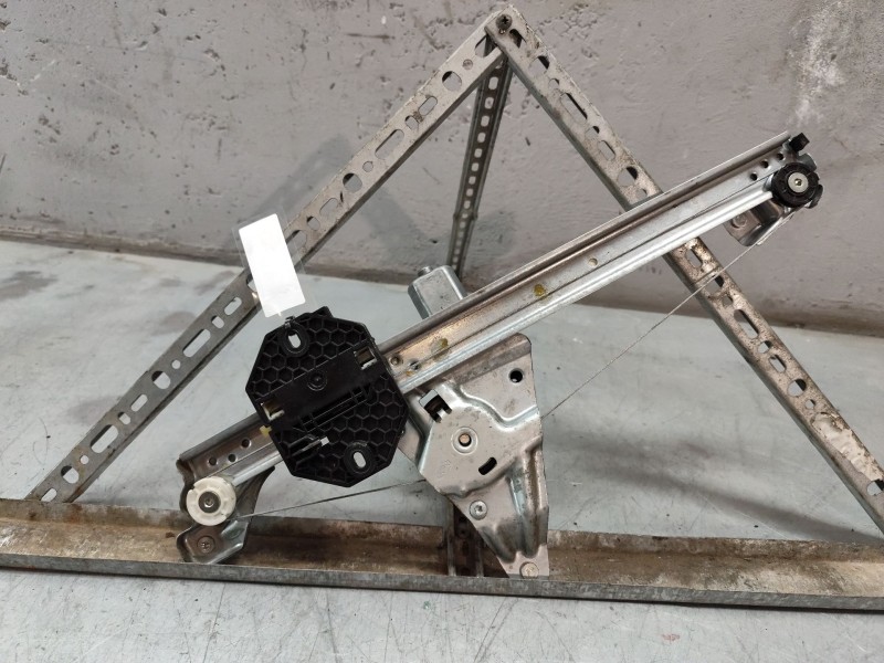 Recambio de elevalunas delantero izquierdo para dacia sandero ii tce 90 (b8m1, b8ma) referencia OEM IAM   