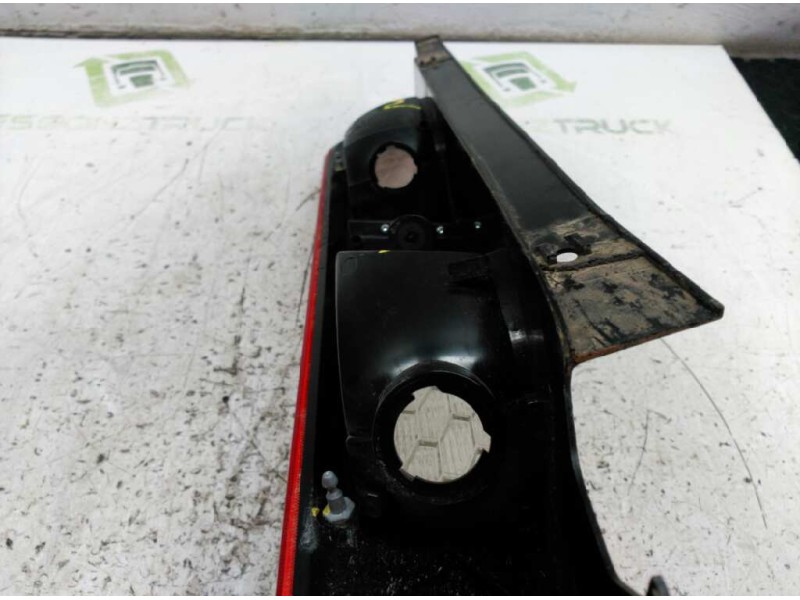 Recambio de piloto trasero izquierdo para ford focus lim. (cb4) titanium referencia OEM IAM 8M5113405A  