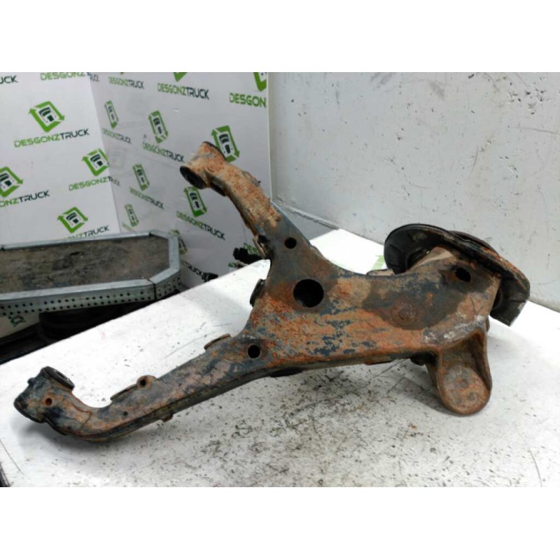 Recambio de mangueta trasera derecha para mercedes vito (w638) caja cerrada 112 cdi  (638.094) referencia OEM IAM   