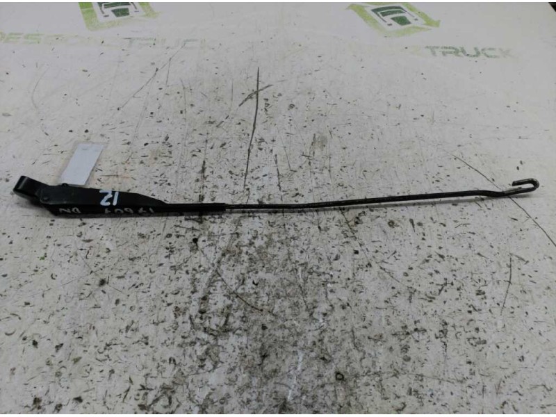 Recambio de brazo limpia delantero izquierdo para renault trafic (desde 5.89) t 1100 referencia OEM IAM 7700801699  
