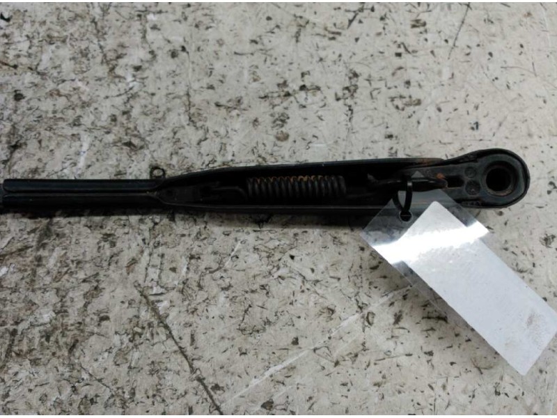 Recambio de brazo limpia delantero izquierdo para renault trafic (desde 5.89) t 1100 referencia OEM IAM 7700801699  